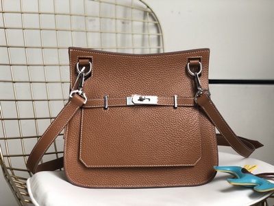 Hermes Handbags 681